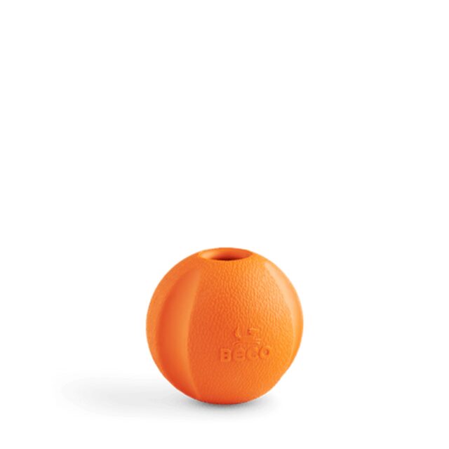 Beco Pets Natural Rubber Ball (Medium)
