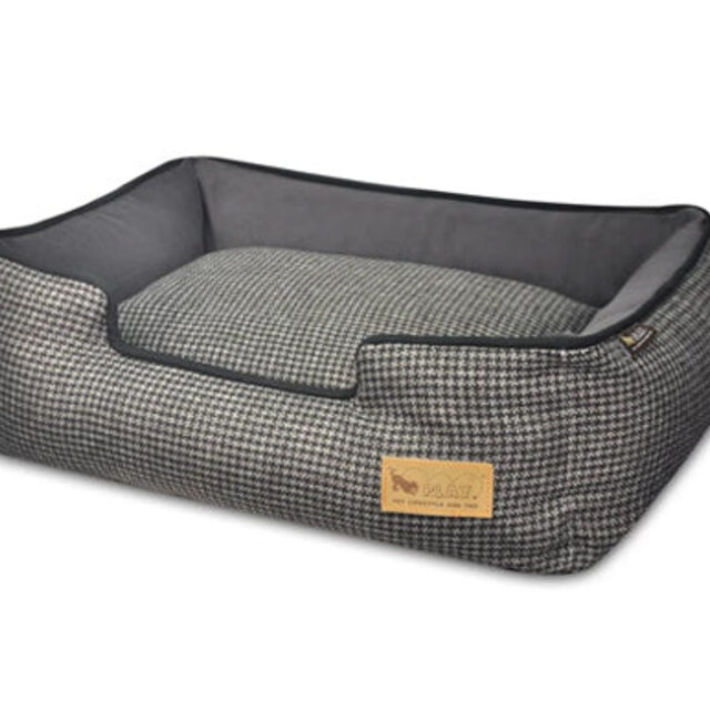 P.L.A.Y. Pet Lifestyle And You Lounge Bed (Large)