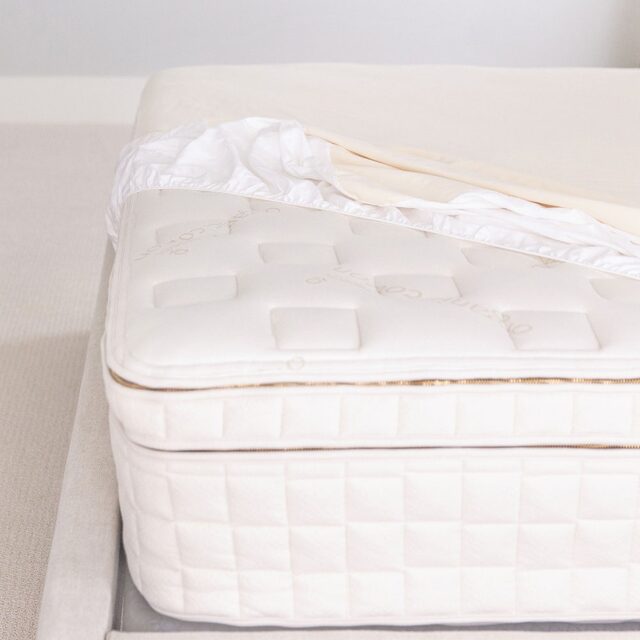 Naturepedic Waterproof Organic Cotton Mattress Protector
